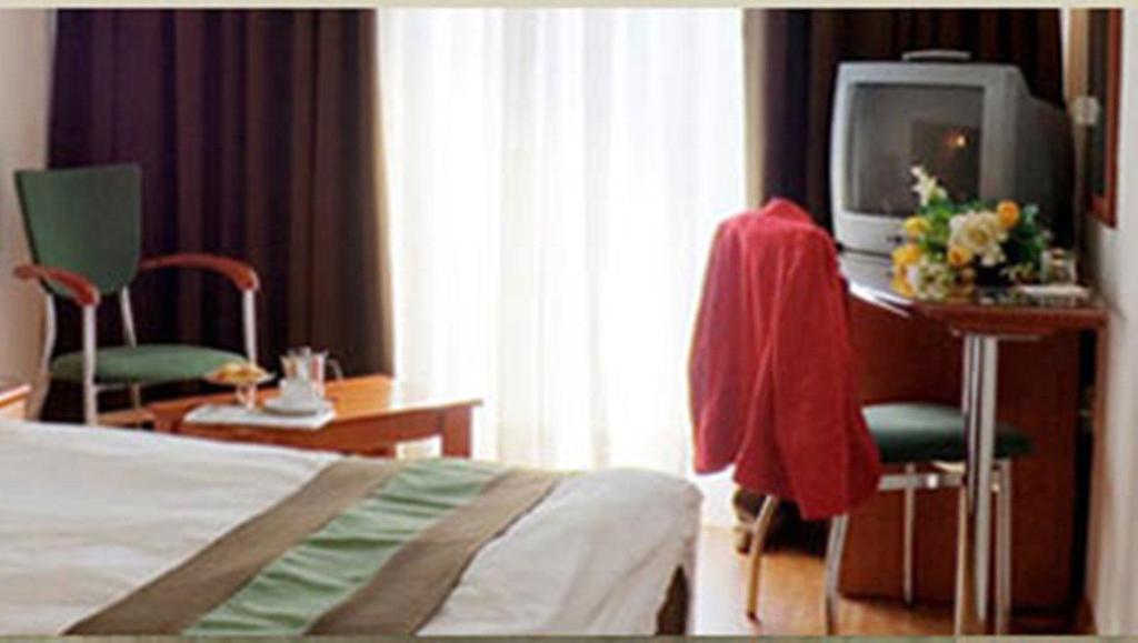 Elpida City Hotel Serres Quarto foto